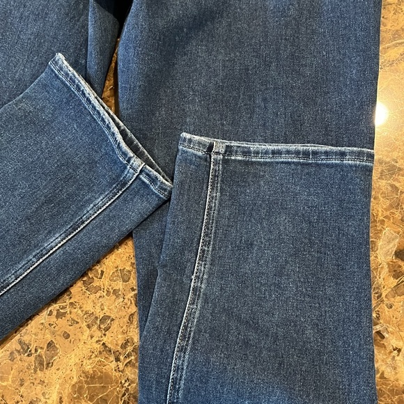 Paige Brigitte Slim Boyfriend Mid-Rise Jean in Roam size 29 - Picture 9 of 13